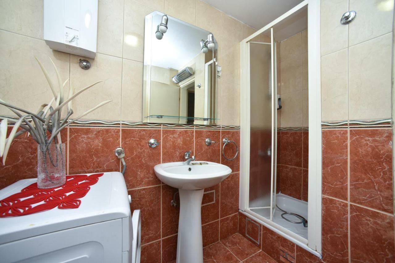 Bologna Apartments Budua Esterno foto