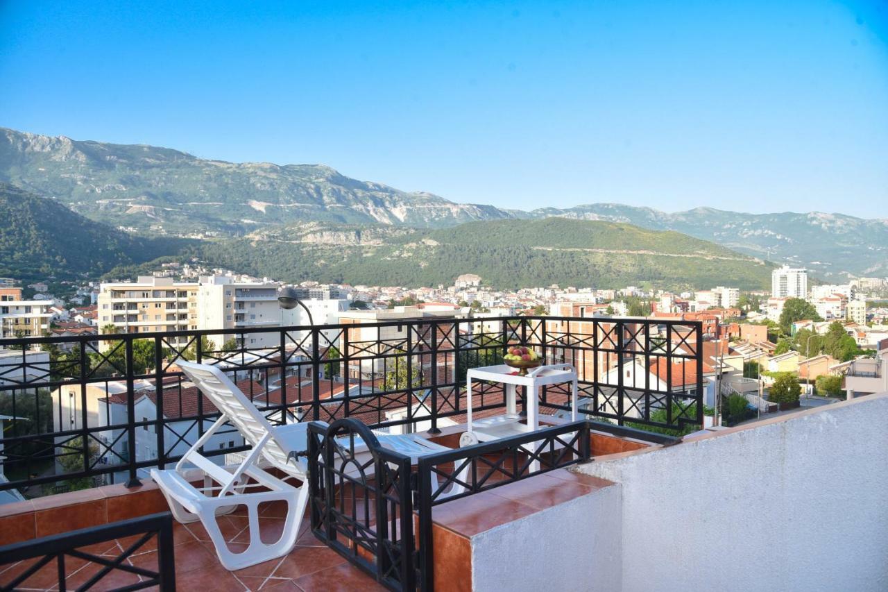 Bologna Apartments Budua Esterno foto