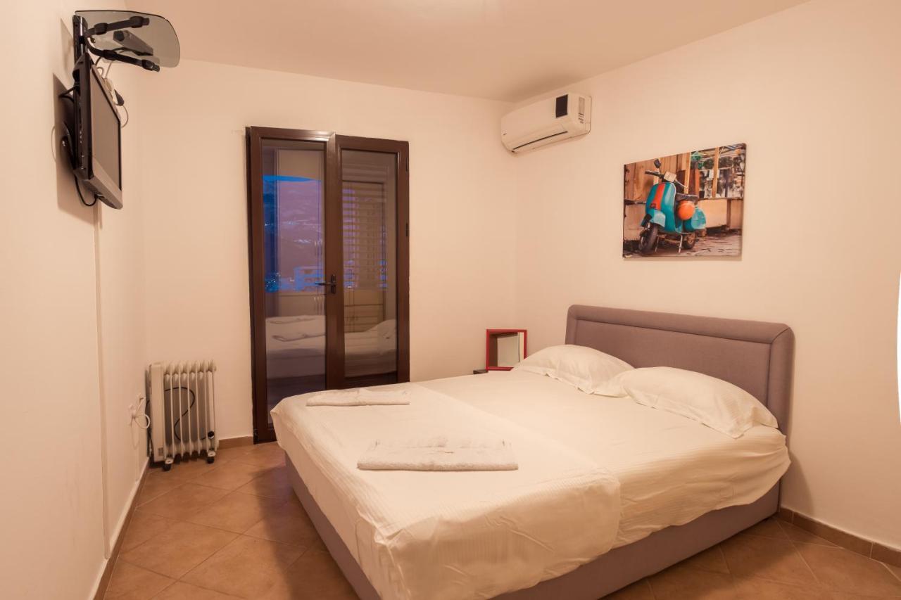 Bologna Apartments Budua Esterno foto