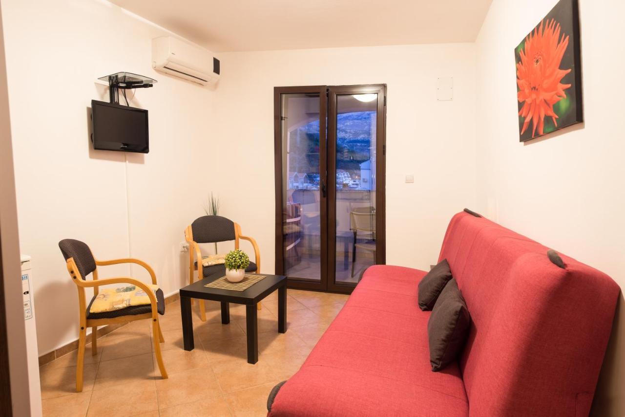 Bologna Apartments Budua Esterno foto
